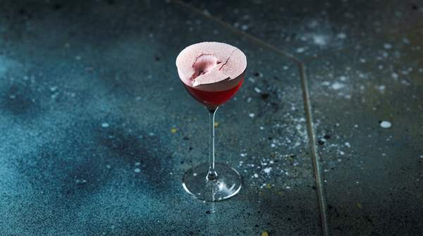 Editorial illustration for A Guide to Sustainable Sips: Decoding the Top Trends in Cocktail Culture